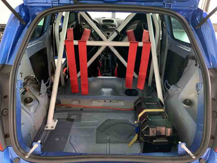 Renault Clio 3 RS piste avec CG 5