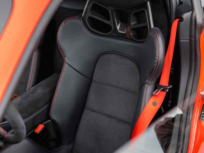 Porsche Cayman 981 GT4 5