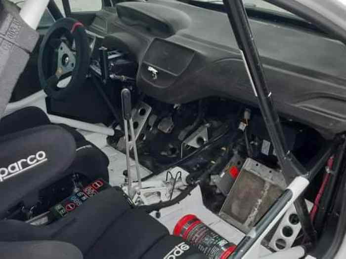 Peugeot 208 R2 moteur 80km 3