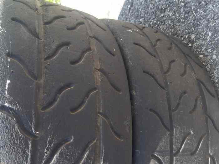 2 pneus Hankook t71 en190/625-17 1