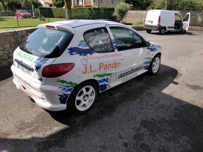 Peugeot 206 desafío Se vende o cambia por R2 4