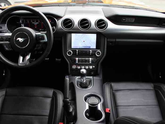Ford Modèle Mustang VI FASTBACK 5.0L V8 GT 450cv BVM6 3P 3