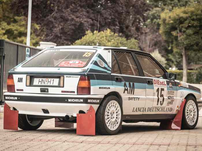 LANCIA DELTA HF INTEGRALE 8V GR. A - 1989 4