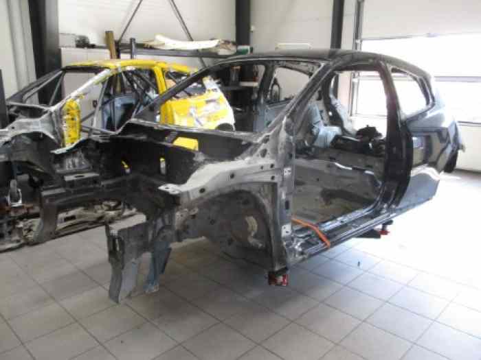 Clio 3 RS Body/small rear end damage 0