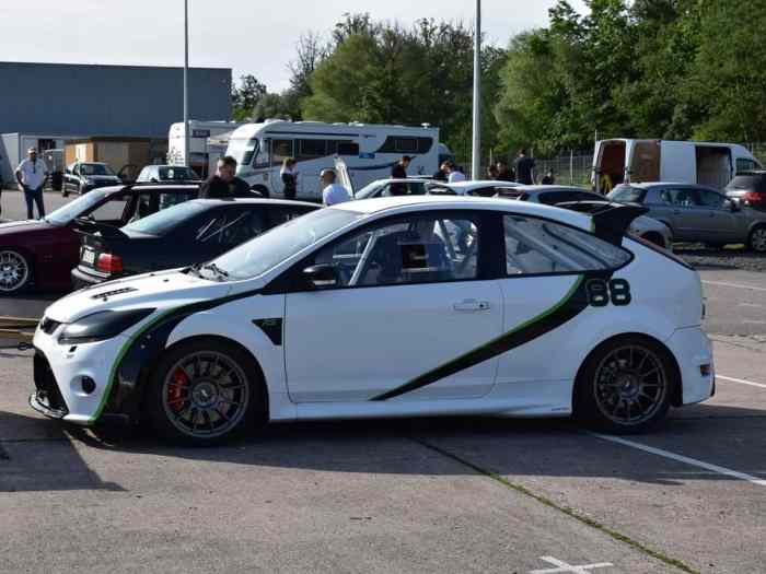 Ford focus rs mk2 0