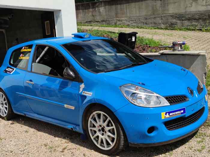 Clio R3 230 1