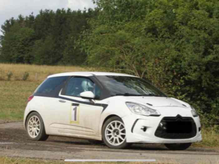 Citroen ds3 1600 hdi . 0