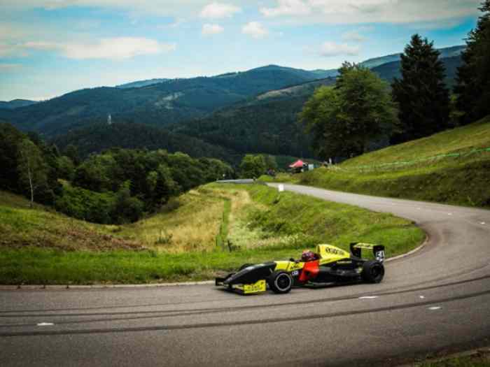 Formule Renault Tatuus 4
