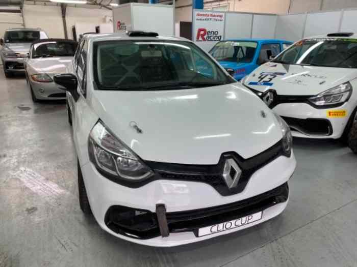 Renault clio 4 cup châssis 2015 0