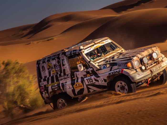 Toyota BJ74 Ex Dakar 0