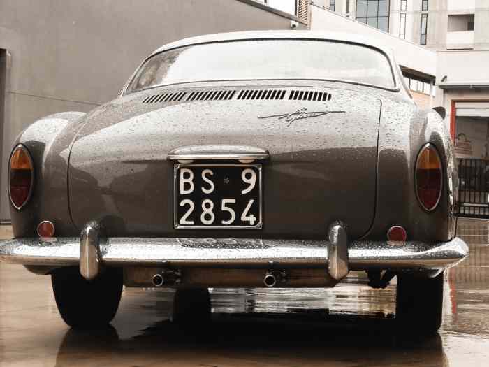 VOLKSWAGEN KARMANN GHIA - 1961 2