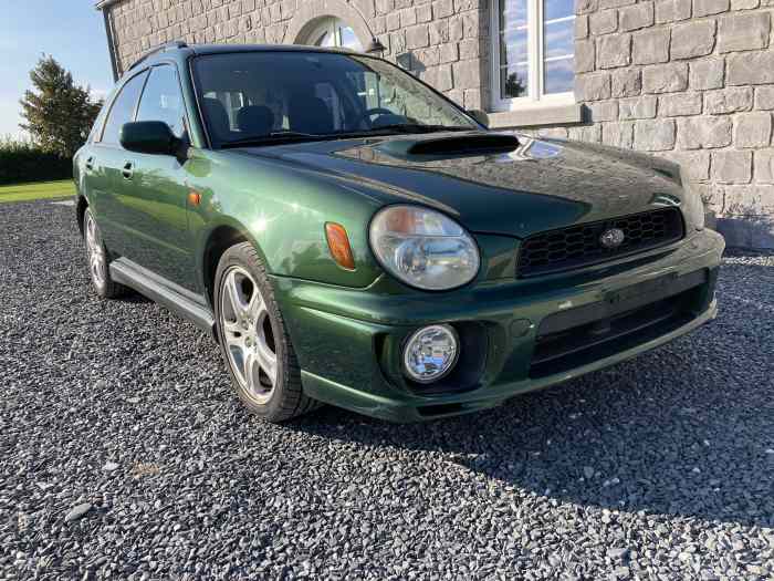 subaru impreza break 2.0 turbo WRX bonne état 0