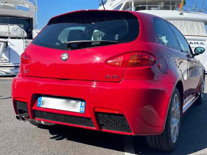 ALFA ROMÉO 3.2 V6 147 GTA 250 CV 1