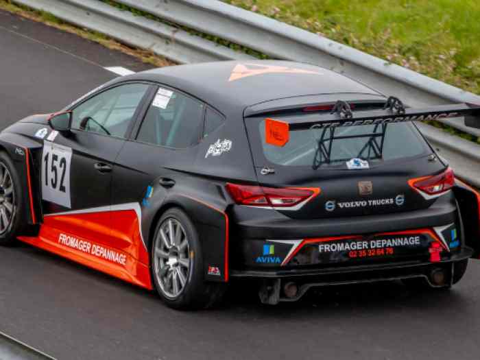 Seat CUPRA avec toutes les dernieres evo – photo 3 sur 3