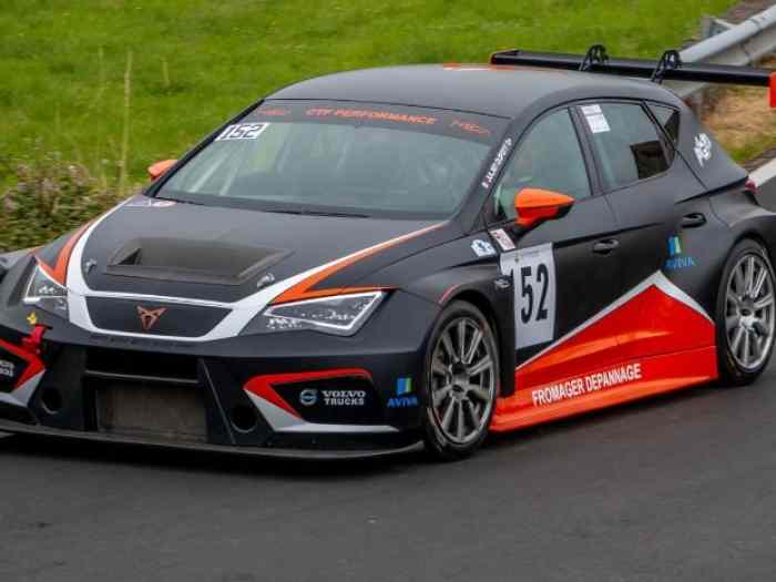 Seat CUPRA avec toutes les dernieres evo – photo 1 sur 3