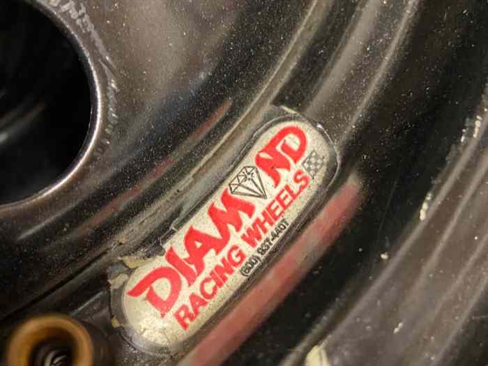 Jante tôle 15 Diamond racing wheels 1