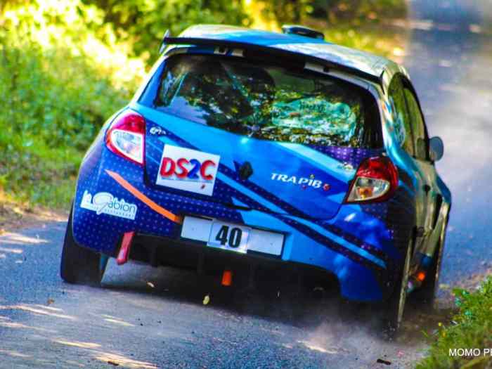 Clio 3 F2000 – photo 2 sur 4