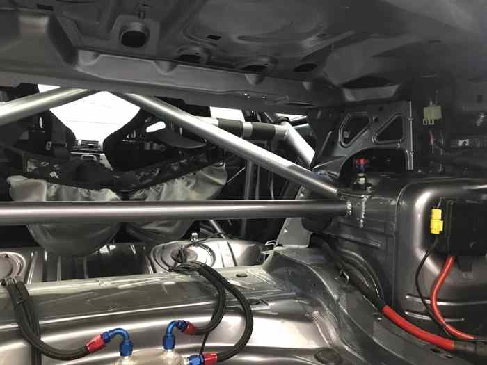 Rare BMW M3 CSL E46 préparation Marchal sport garage 2