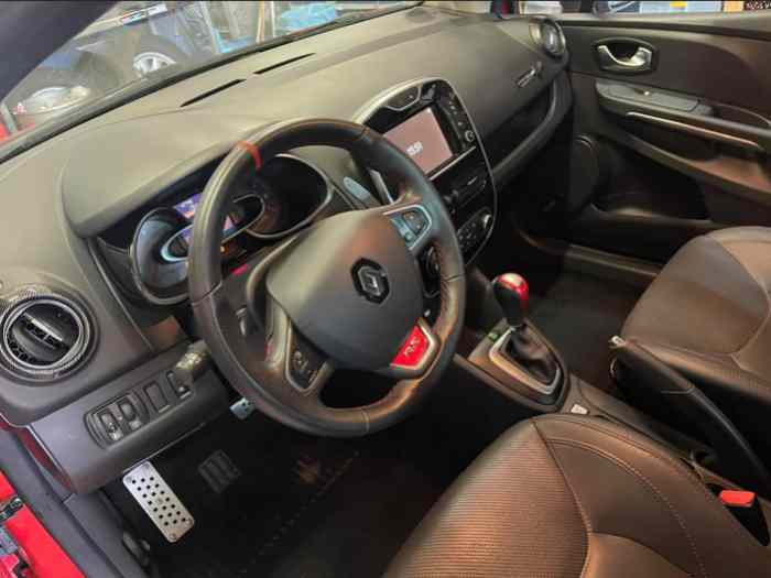 Échange / Renault clio 4 rs trophy 1