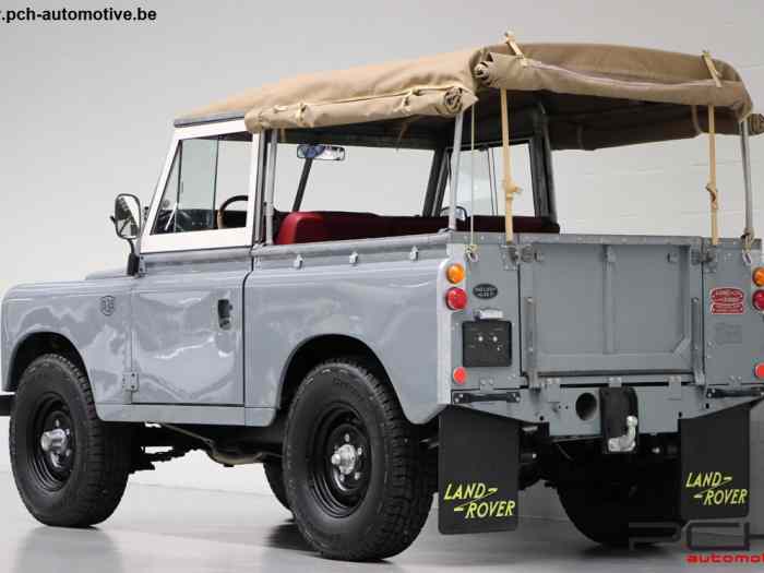 LAND ROVER Series III Cabriolet + Overdrive - FULLY RESTORED IN 2021!!! - 30.600 Kms - 1972 1