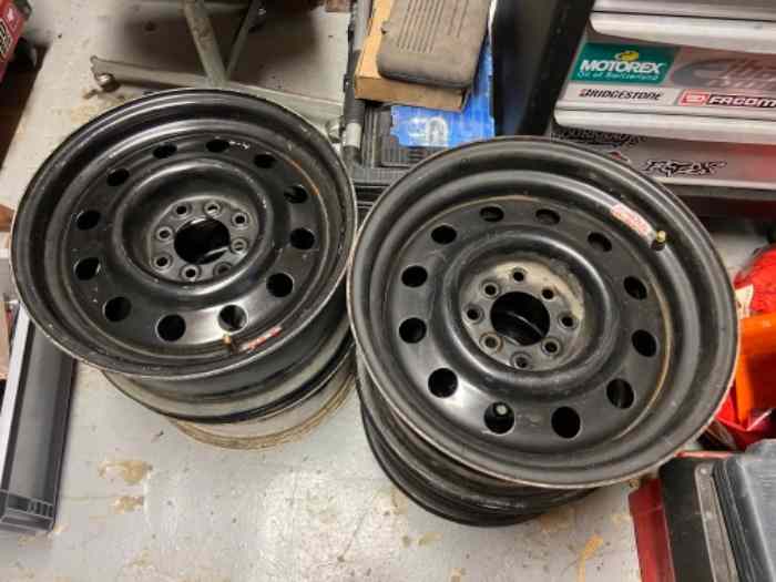Jante tôle 15 Diamond racing wheels 0