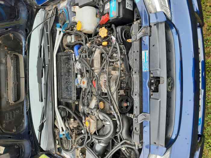 SUBARU GT 2000 moteur neuf 3