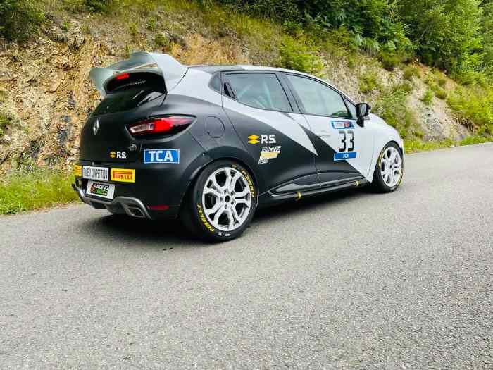 RENAULT CLIO 4 CUP 3