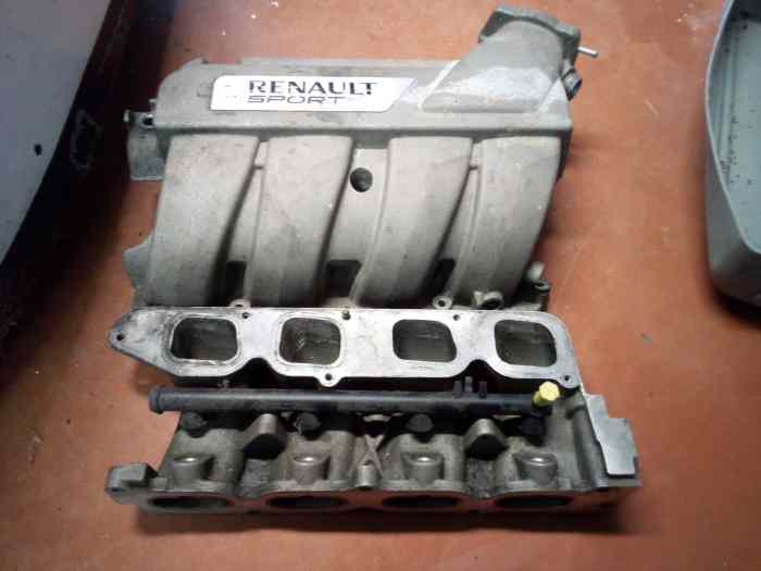 COLLECTEUR ADMISSION CLIO 3RS 830
