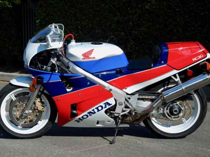 1989 Honda VFR750R RC30 CC