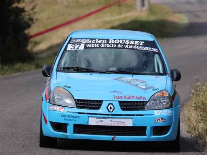Vend CLIO f2000/14 – photo 3 sur 4
