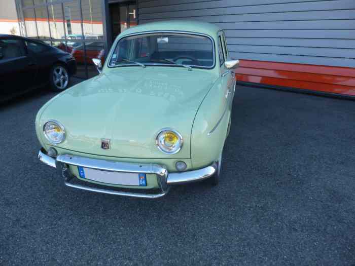 Renault Dauphine Gordini entièrement restaurée 5