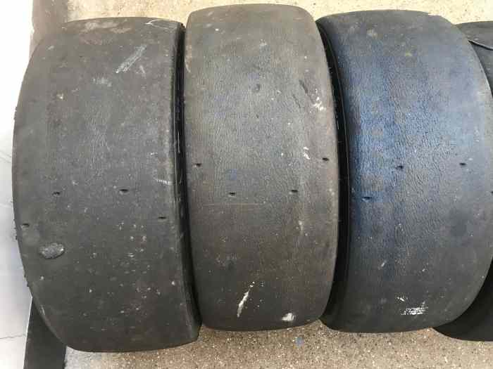 Slicks Clio Cup 205/620-17 DUNLOP usure 70% 0