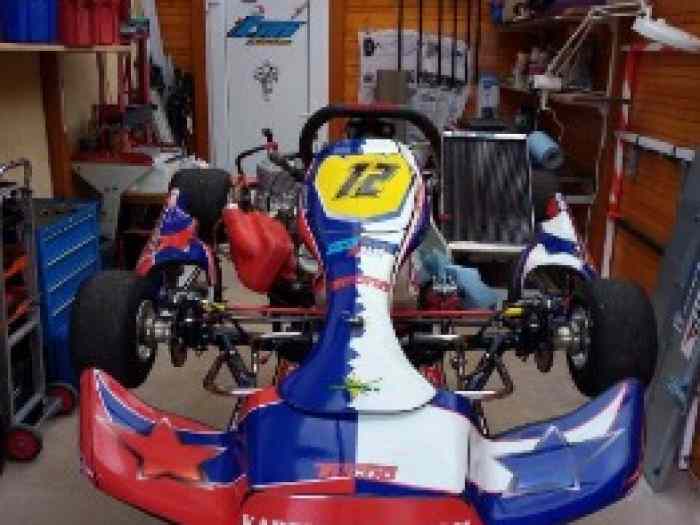 Vends ou échange karting 125 moteur TM kz 10 C Usine 0