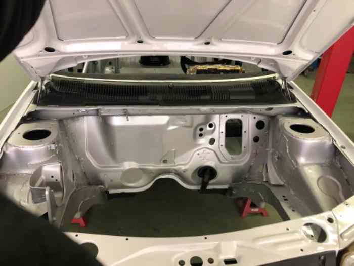 Caisse 205 gti vh 1