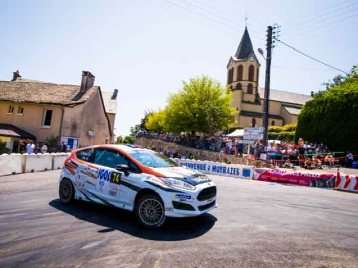 Ford Fiesta R2J – photo 2 sur 2