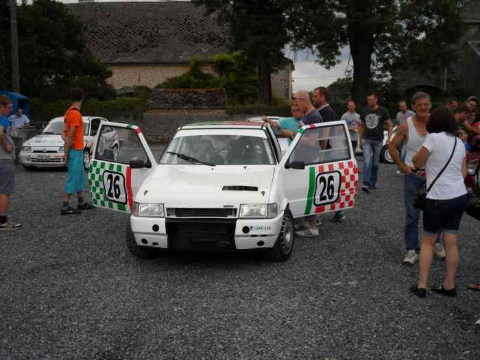 Fiat Uno Turbo 1