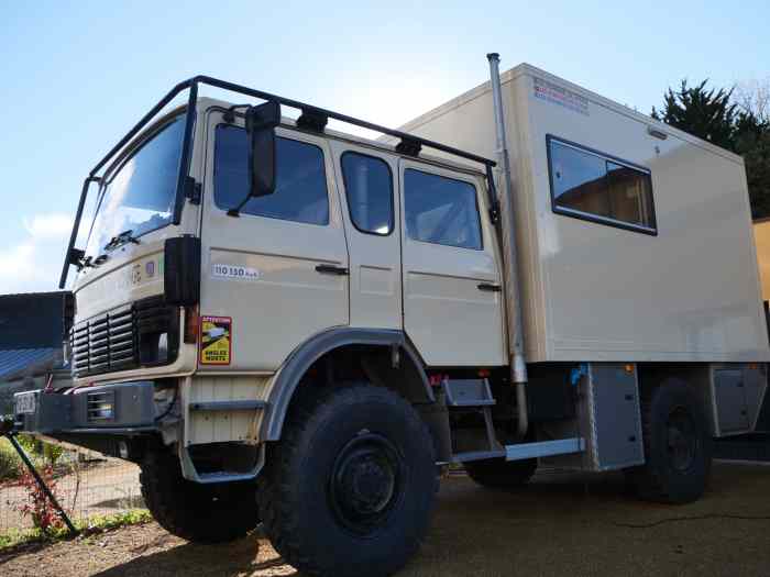 Camion aménagé 4x4 - VASP CARAVANE - 5 places CG - Renault 110/150 0