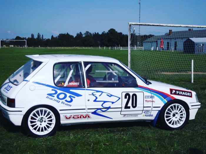 Peugeot 205