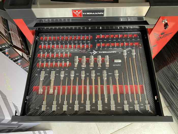 Servante widmann a outils 8 tiroirs 7 remplis neuve 3