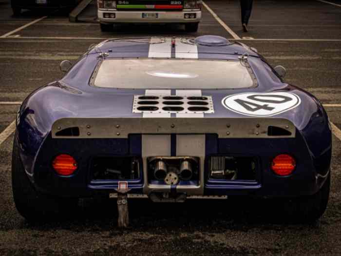Ford GT40 2