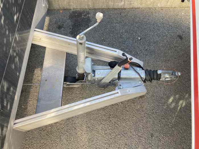 Remorque fermée Reycar - 100% Aluminium - Treuil électrique 2
