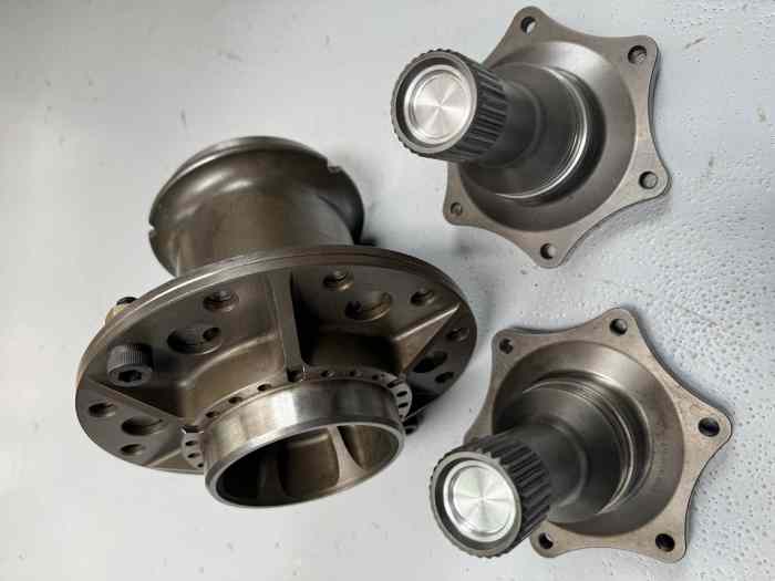 Vends cassette XTRAC neuve Xsara WRC / 306 Maxi 3