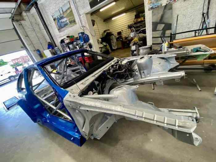 Vend caisse roulante BMW 318 Compact Maxi XXL 3