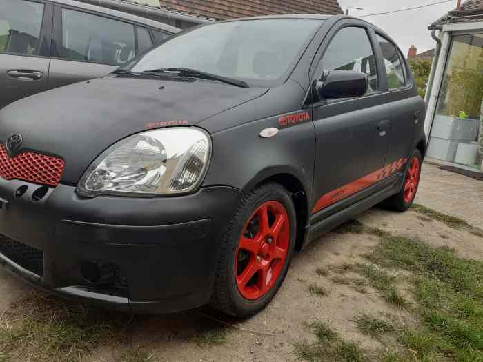 Toyota yaris ts 105ch 0