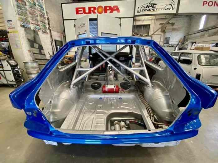 Vend caisse roulante BMW 318 Compact Maxi XXL 2