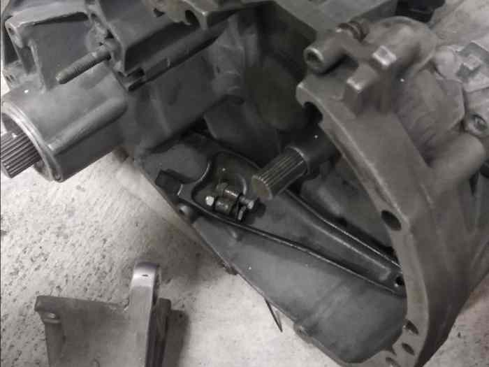Renault 11 Turbo groupe A 180 cv à terminer 2