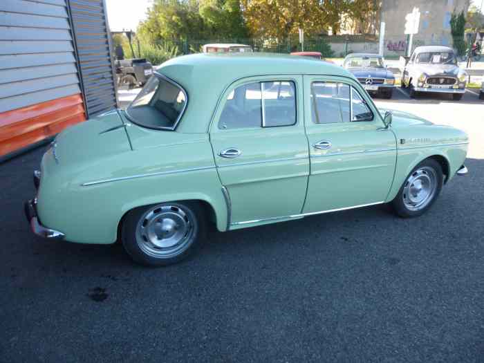 Renault Dauphine Gordini entièrement restaurée 2