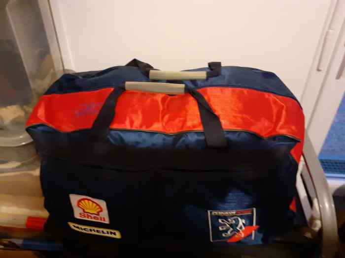 gros sac de sport peugeot sport 0