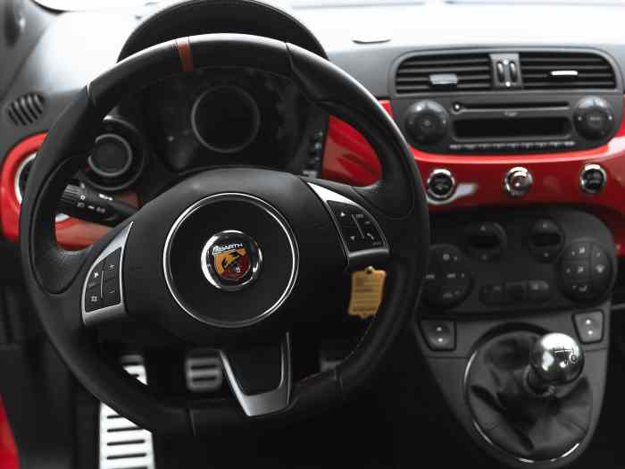 FIAT 500 ABARTH FERRARI DEALERS EDITION 147/200 - 2009 4