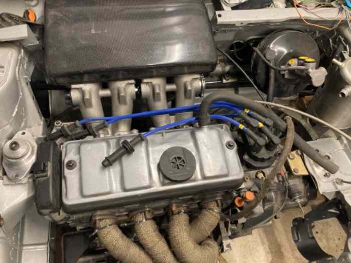 Vend 106 rallye à finir 4